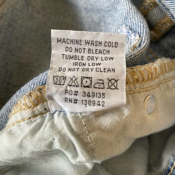 NWT FASHION NOVA Chase the Dream Slit Straight Leg Jeans, size 3 - Picture 6 of 11